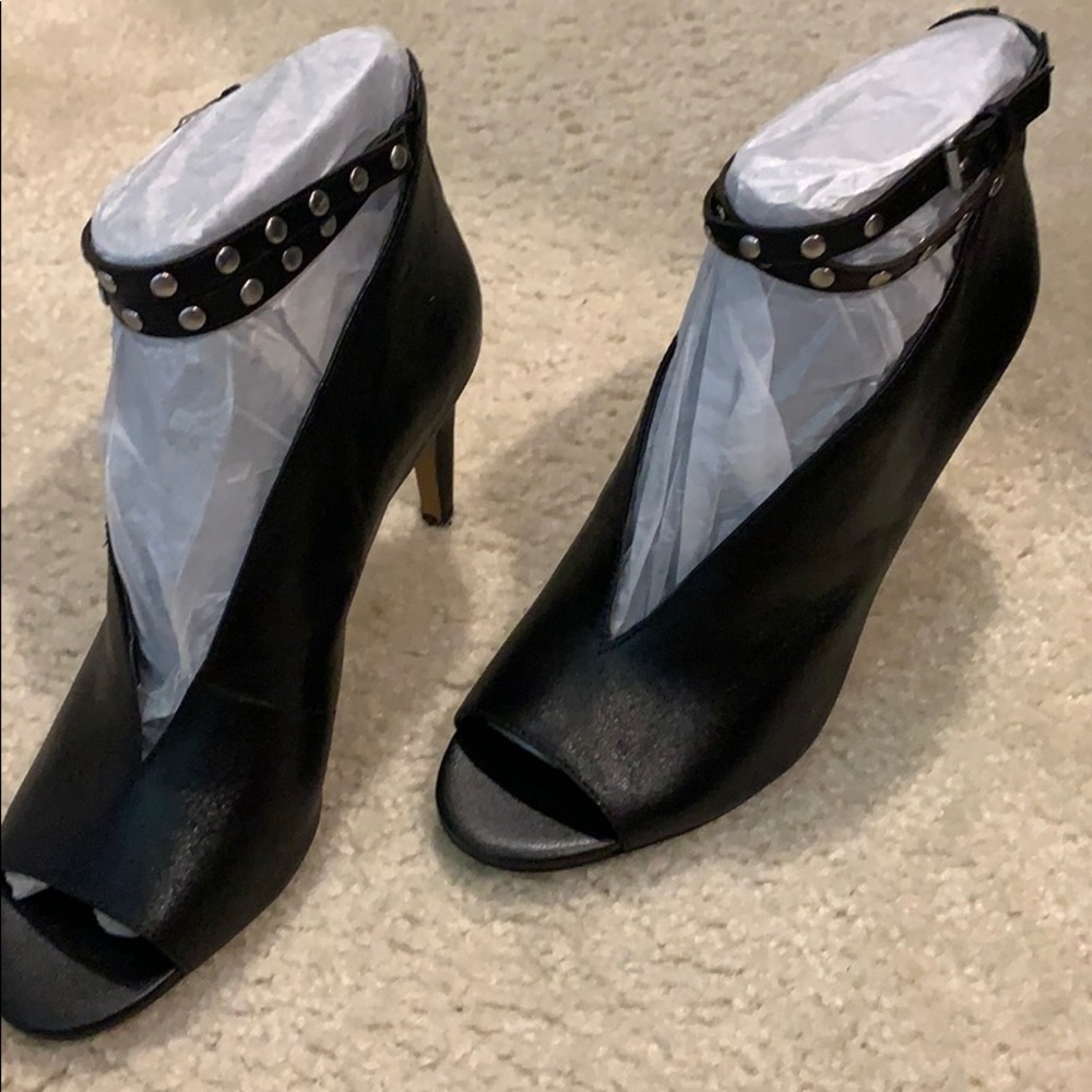 Women's Shoes
